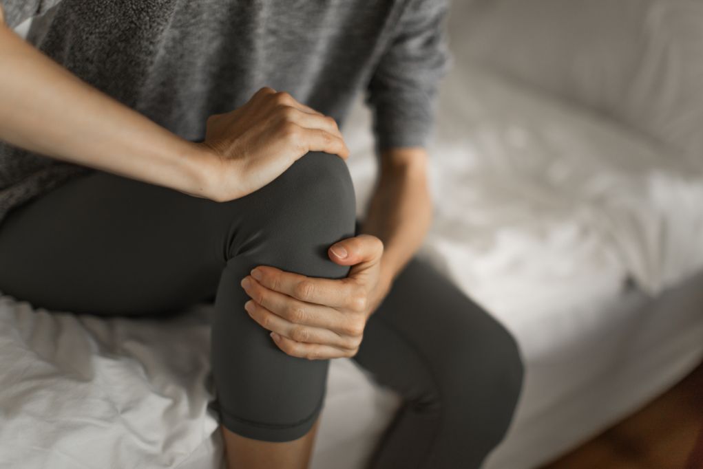 Knee Feels Like It Needs To Pop? What It Could Mean