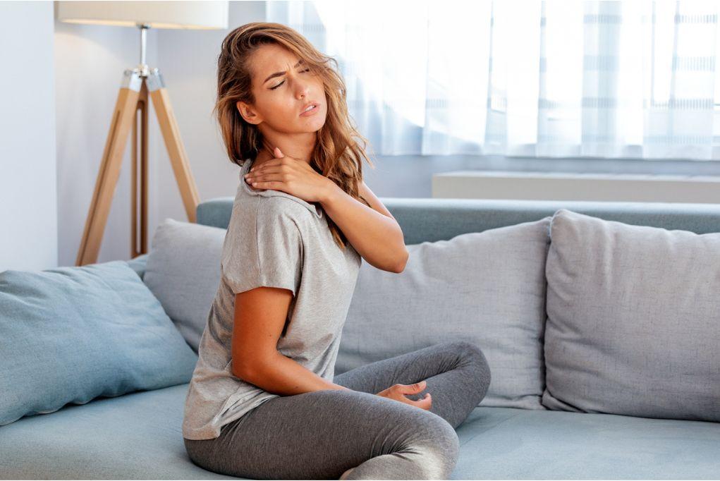 Sharp Pain In Shoulder: Common Injuries And Treatment Options